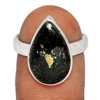 Nuummite size 7 Ring